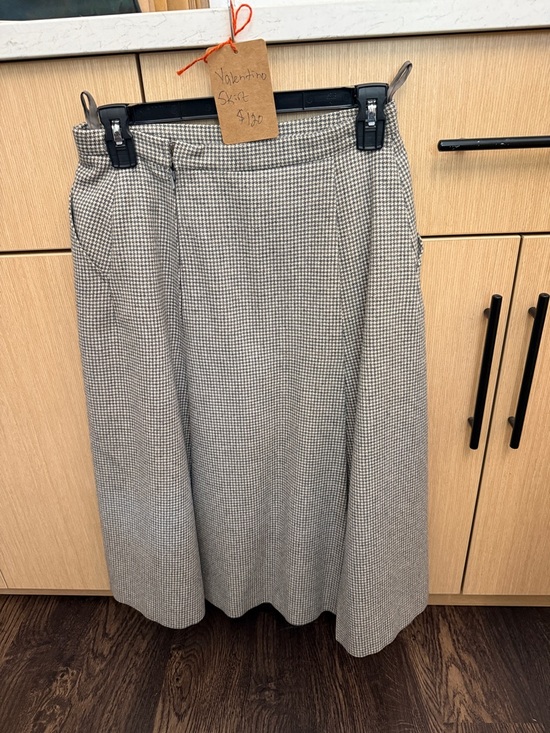 Valentino Dresses & Skirts - Valentino Black and White Houndstooth Midi Skirt